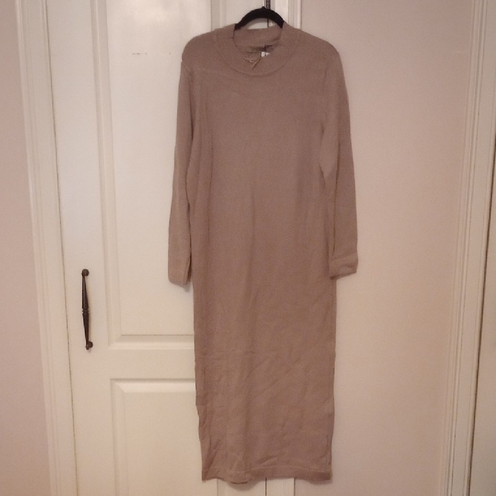 Elegant Tan Long Sleeve Dress